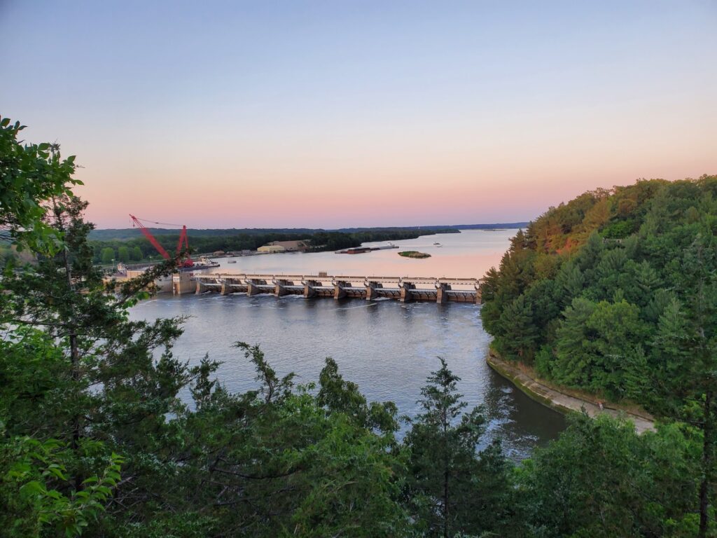 Starved Rock Day Trip: How Far Is Starved Rock From Chicago?