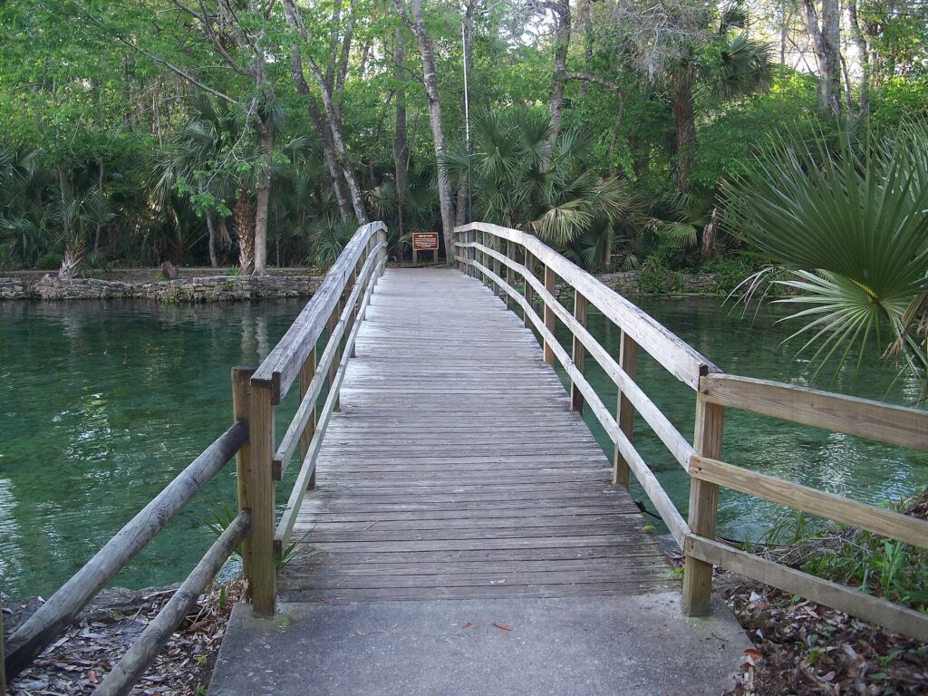 A wooden footbridge over the spring run at Wekiwa Springs State Park