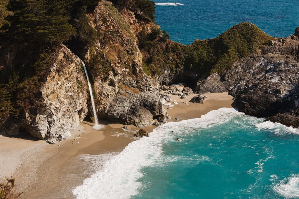McWay Falls dropping onto the beach in McWay Cove, Julia Pfeiffer Burns State Park, Big Sur