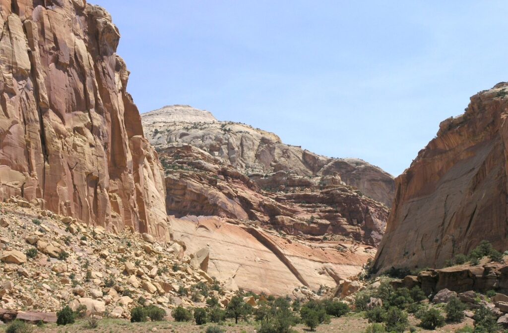 Cliffs at the mouth of Capitol Gorge in Capitol Reef National Park, Utah