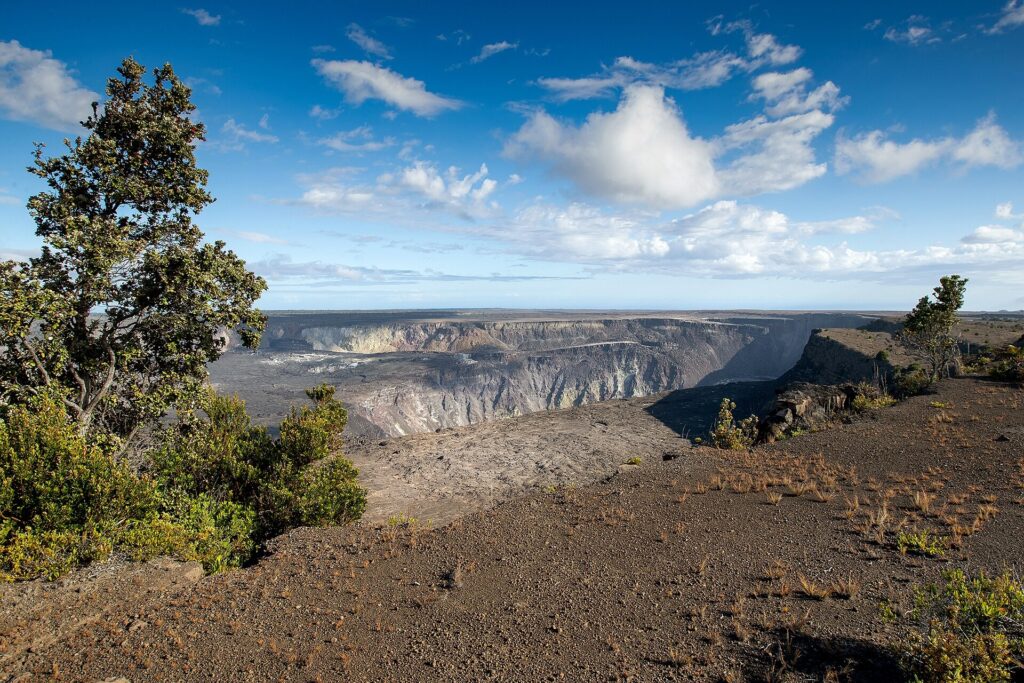 View across Kilauea caldera toward Halemaumau crater from the overlook in Hawaii Volcanoes National Park
