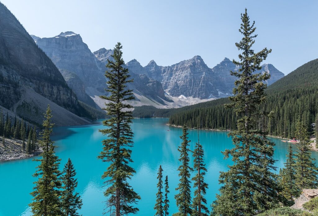 Moraine Lake seen to the north from the top of the Rockpile viewpoint