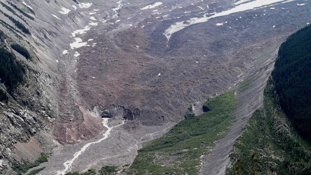 Emmons Glacier and the White River valley seen from the Sunrise Rim Trail, Mount Rainier National Park