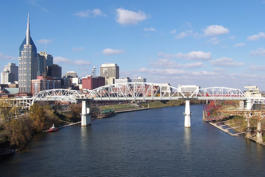 Shelby Street pedestrian bridge crossing the Cumberland River in Nashville