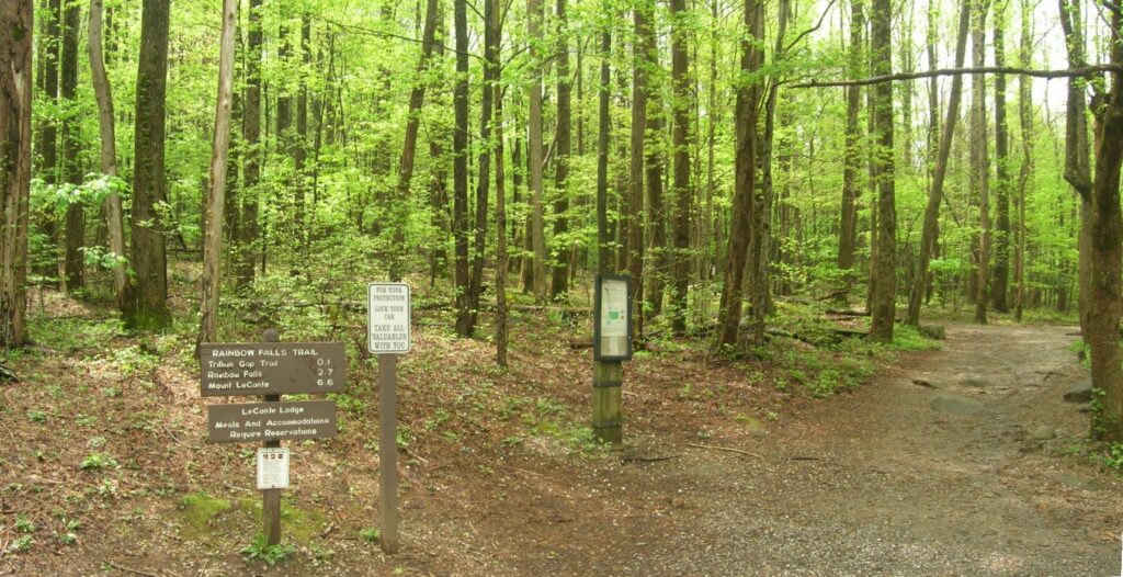 Trailhead signs at the start of Rainbow Falls Trail in Great Smoky Mountains National Park