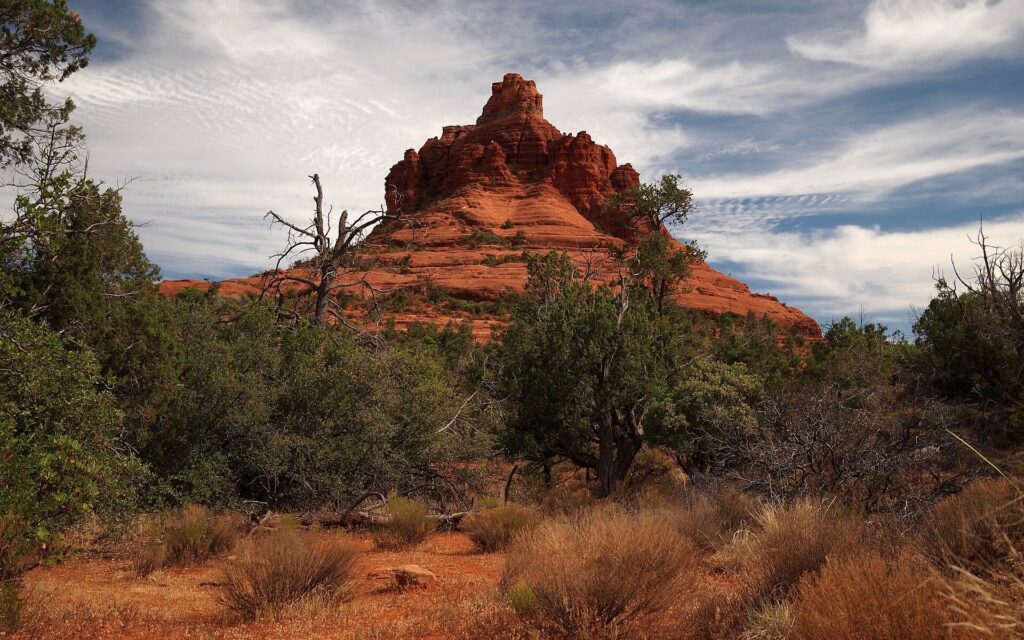 Bell Rock butte south of Sedona, Arizona