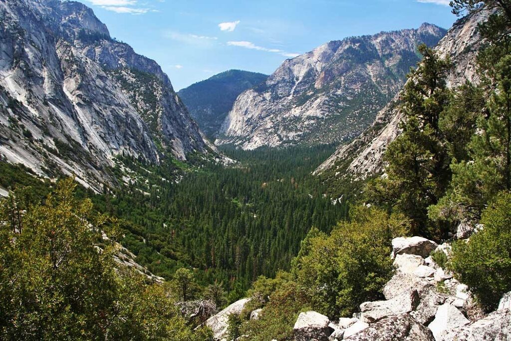 Kings Canyon landscape in Kings Canyon National Park, California