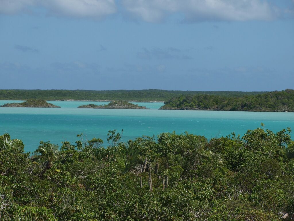 Shallow turquoise water and small rocky islands in Chalk Sound, Providenciales, Turks and Caicos