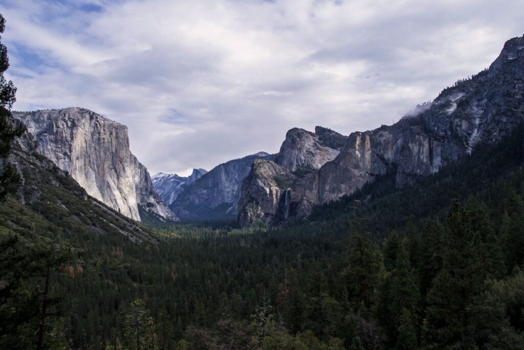 Yosemite Valley from Tunnel View with El Capitan on the left above a forested valley floor